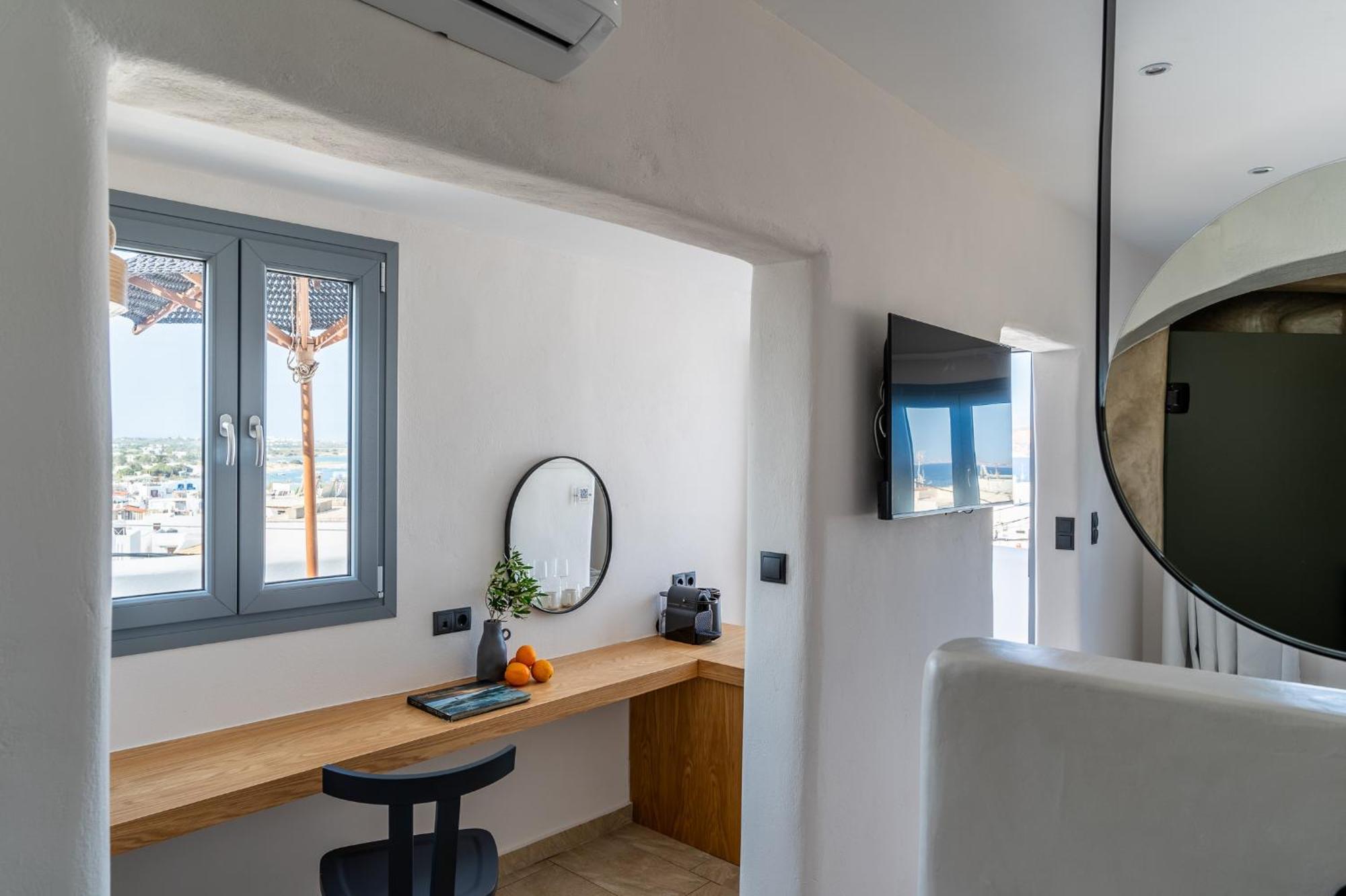 Enalios Sunset Suites Naxos City Extérieur photo