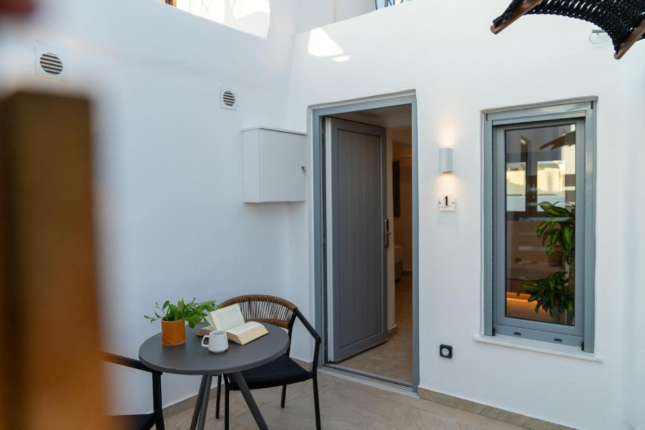 Enalios Sunset Suites Naxos City Extérieur photo